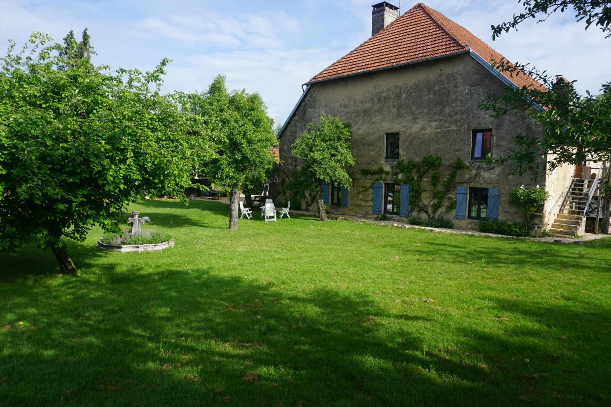 Chambre D'Hotes Juste-Confortable Fleurey-les-Lavoncourt Εξωτερικό φωτογραφία